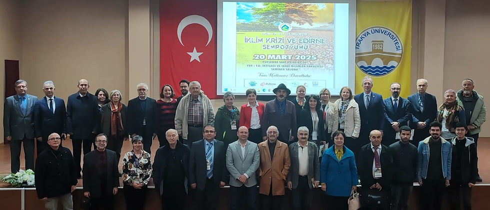 Sempozyum toplu fotoğrafı