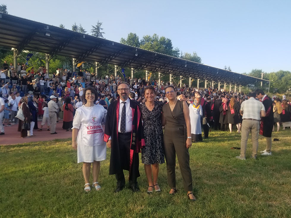 Tören alanında Edirne Tabip Odası temsilcileri